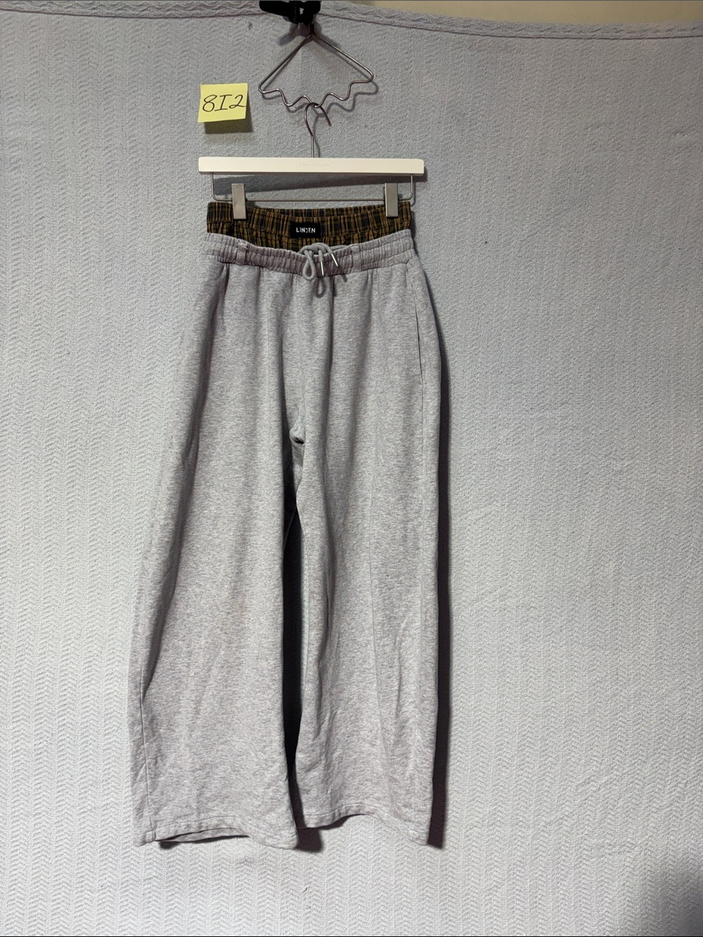 Men’s small sweatpants